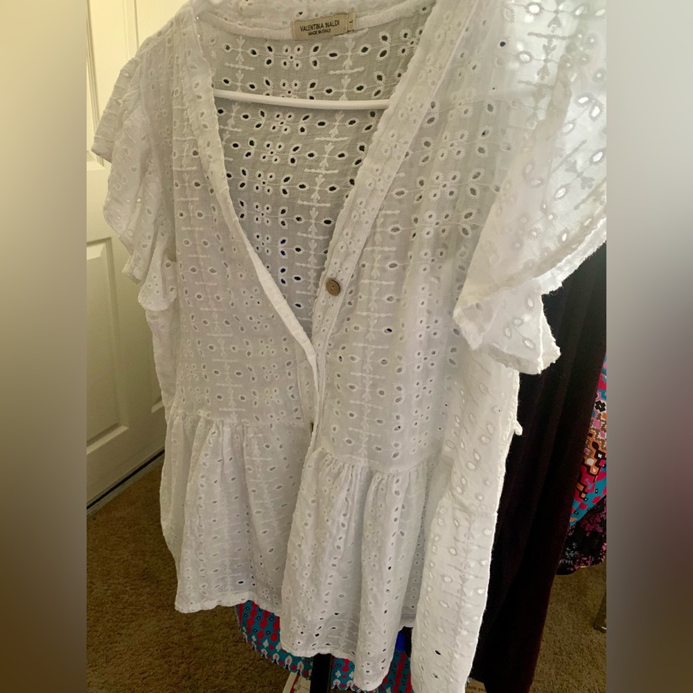 Valentina Naldi short sleeve blouse 🤍